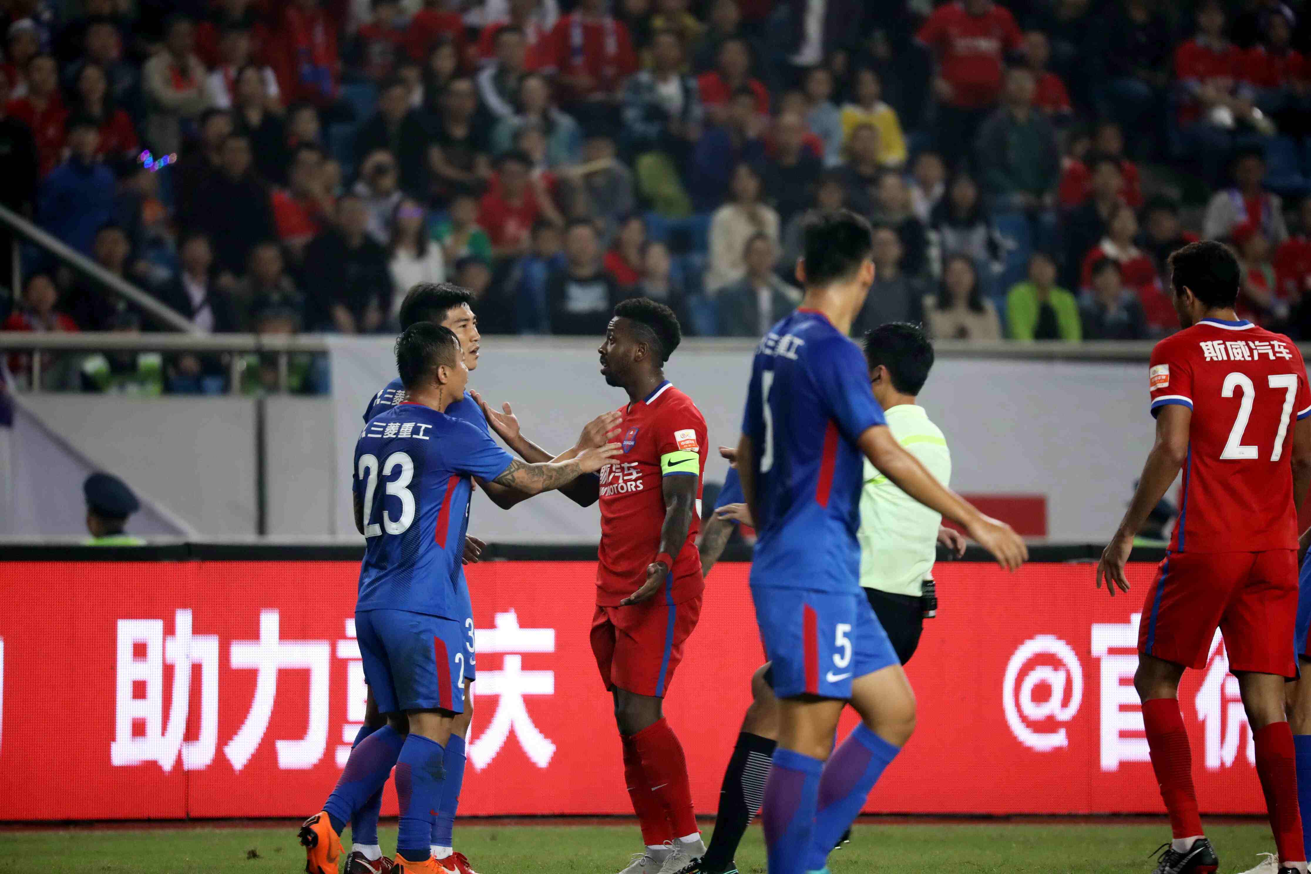 重庆客场击败福建，取得宝贵胜利