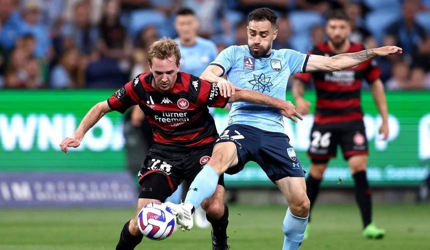 顶级球队实力碰撞,赛场内外都是精彩 顶级球队实力碰撞,赛场内外都是精彩